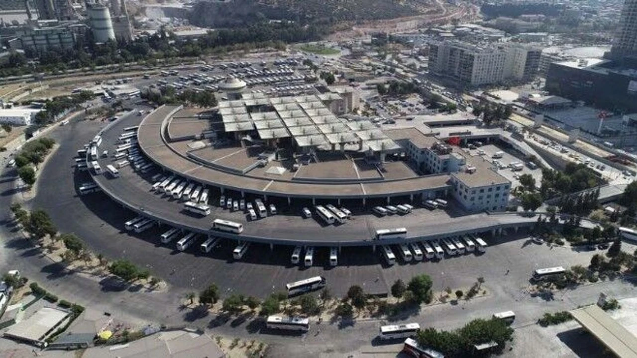 İzmir Otogar Otopark Ücreti 2026 Güncel Fiyatlar